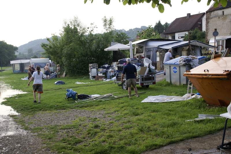 Hochwasser 2008 beim Campingplatz Bild Nr.028
